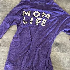 Mom life long sleeve with pockets